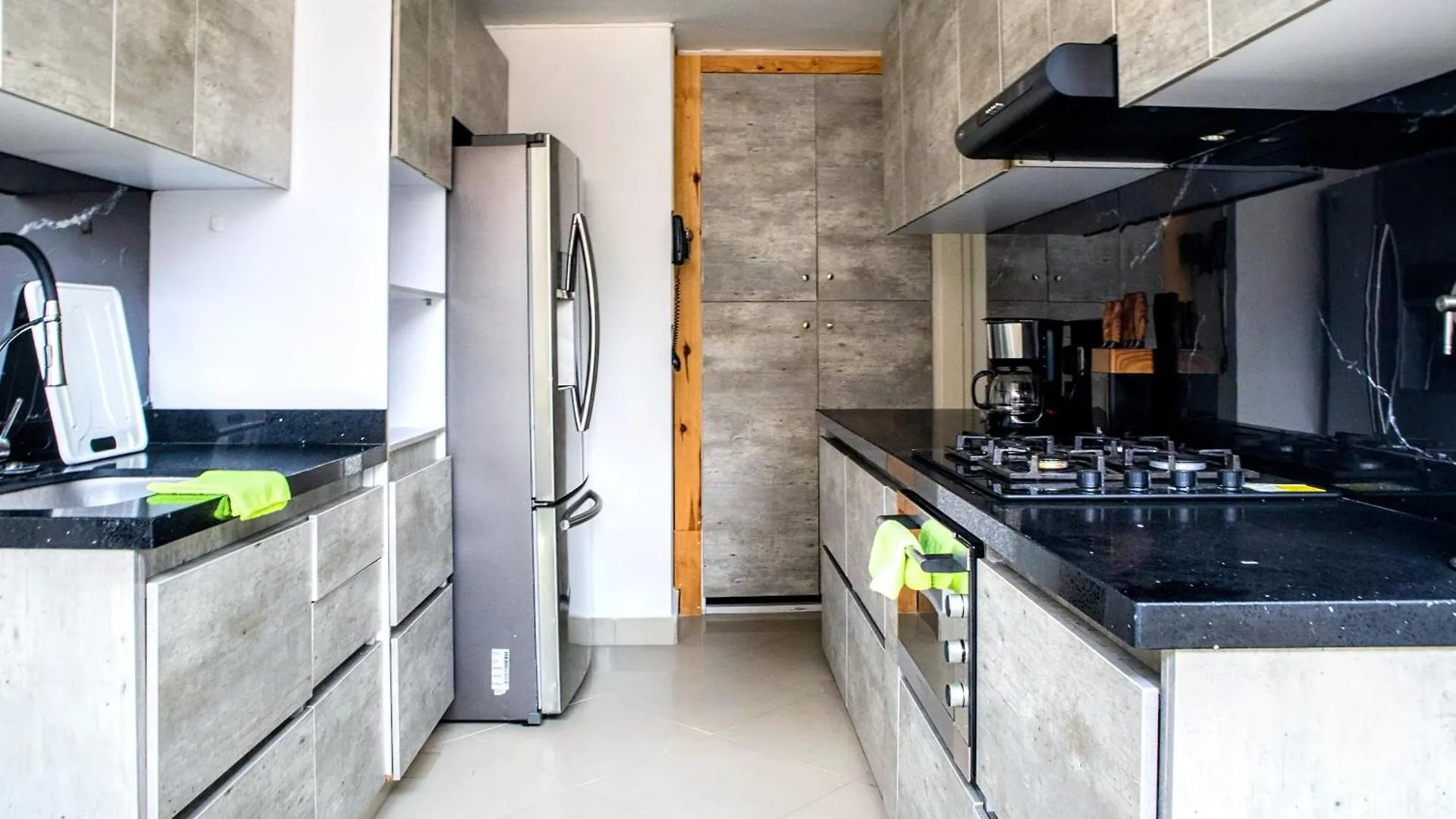 Apartamento En Medellin- Laureles Medellin